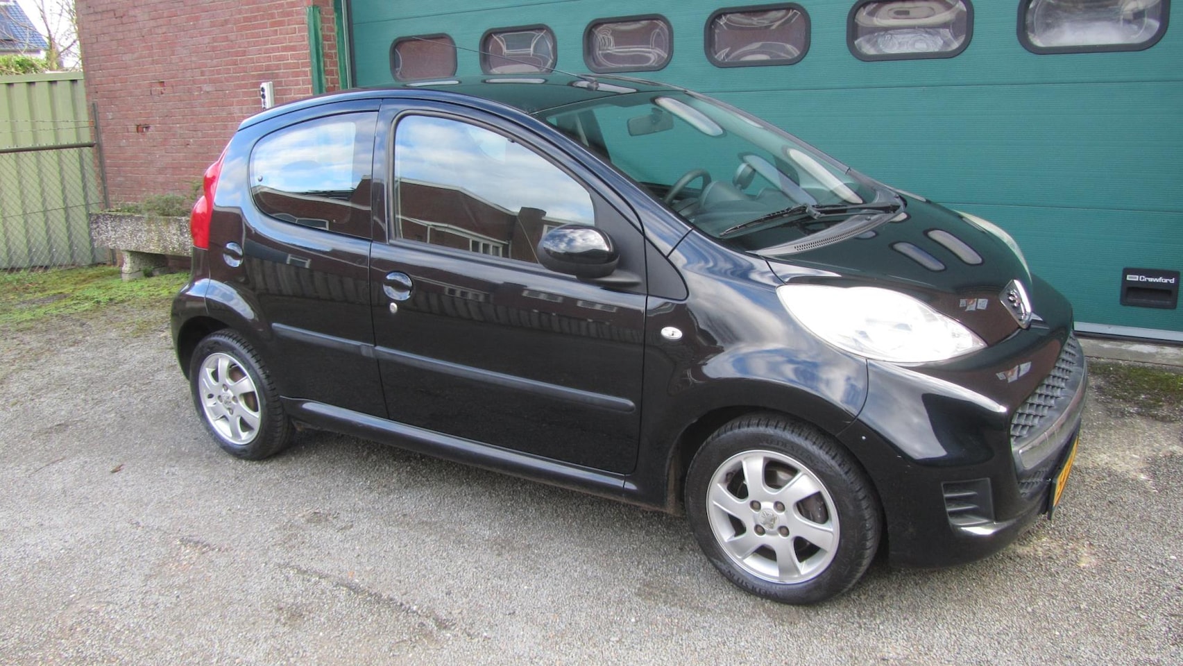 Peugeot 107 - 1.0-12V Millesim 200 1.0-12V Millesim 200 - AutoWereld.nl