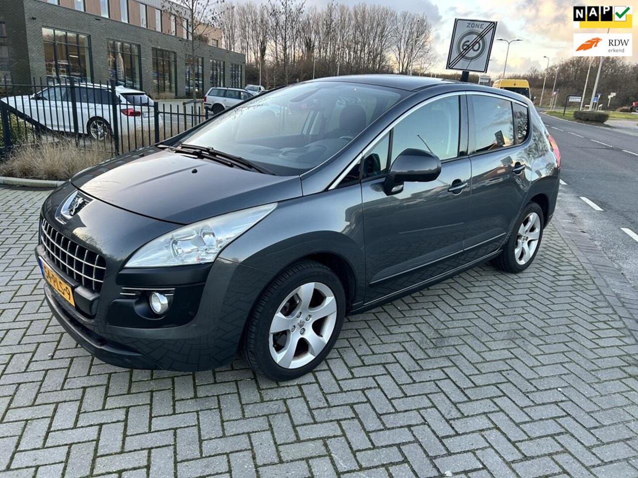 Peugeot 3008 - 1.6 THP ST 2011! Panorama Navigatie! NWE APK! Mooie auto! - AutoWereld.nl