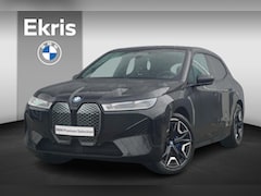 BMW iX - xDrive40 High Executive Sportpakket / Comfort Acces / Bowers&Wilkins / Trekhaak / CoPilot