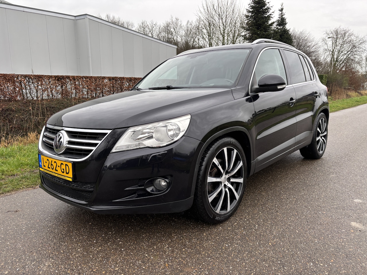 Volkswagen Tiguan - 2.0 TSI Track&Field 4Motion / NAVI / CRUISE / AIRCO - AutoWereld.nl