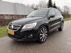 Volkswagen Tiguan - 2.0 TSI Track&Field 4Motion / NAVI / CRUISE / AIRCO