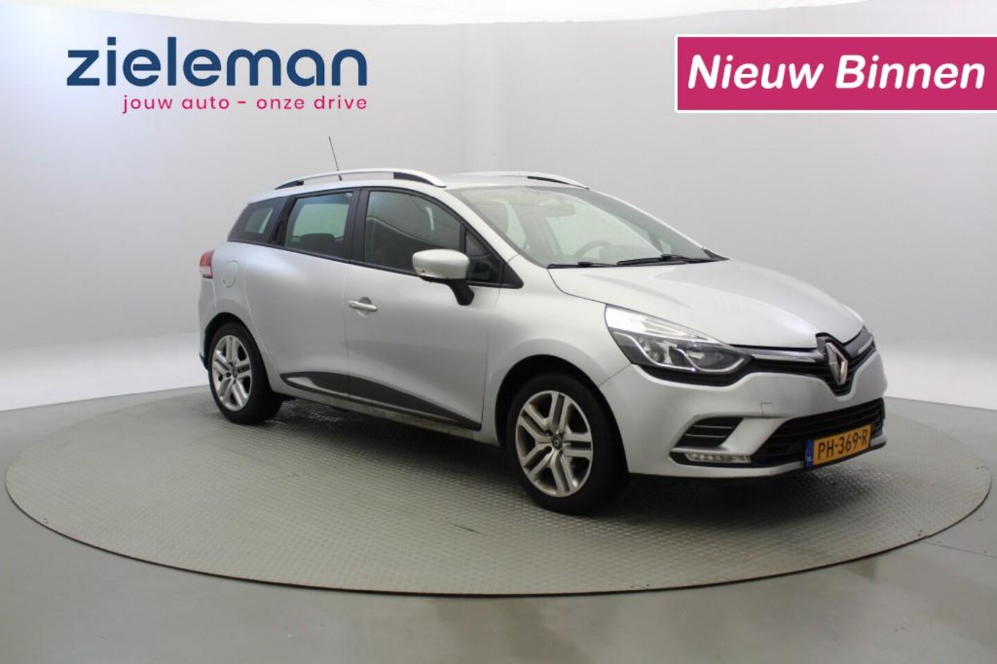 Renault Clio Estate - 1.5 dCi Eco Estate Zen - Navi, Cruise, Trekhaak - AutoWereld.nl