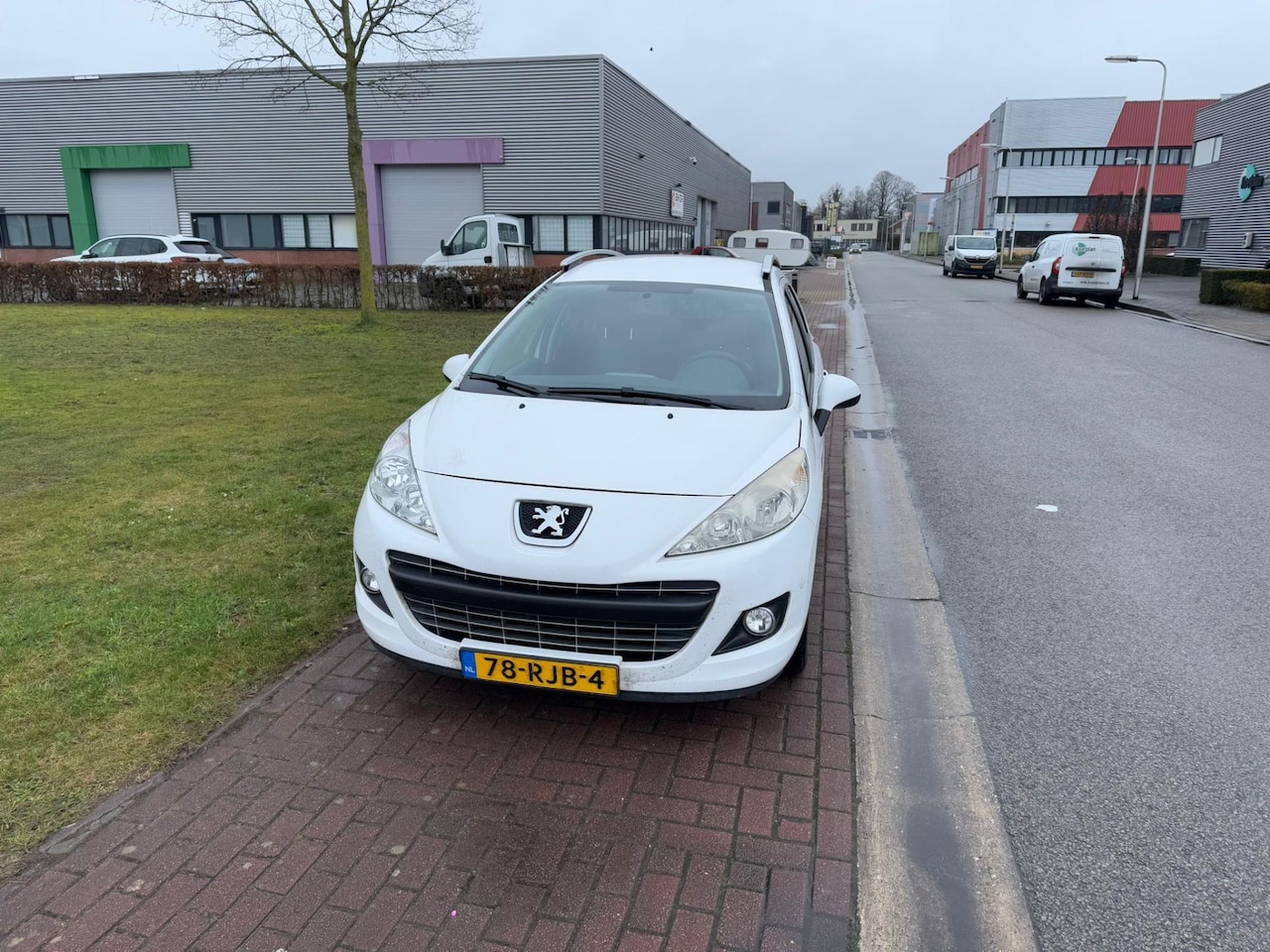 Peugeot 207 SW - 1.6 VTi Sportium 1.6 VTi Sportium - AutoWereld.nl