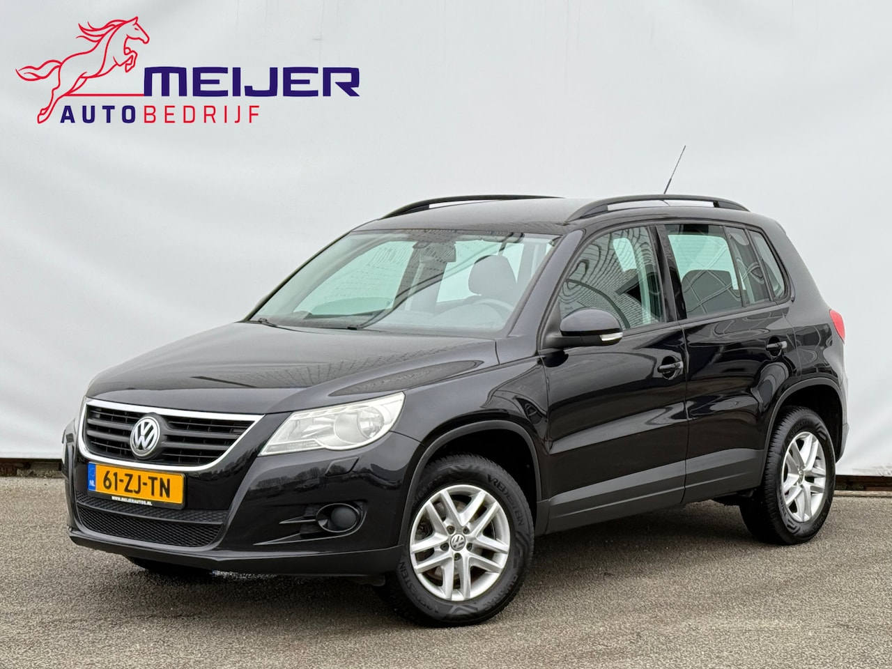 Volkswagen Tiguan - 1.4 TSI Trend&Fun 4Motion Sportvelgen | AllSeason | Clima | Stoelverwarming | Dakrails | T - AutoWereld.nl