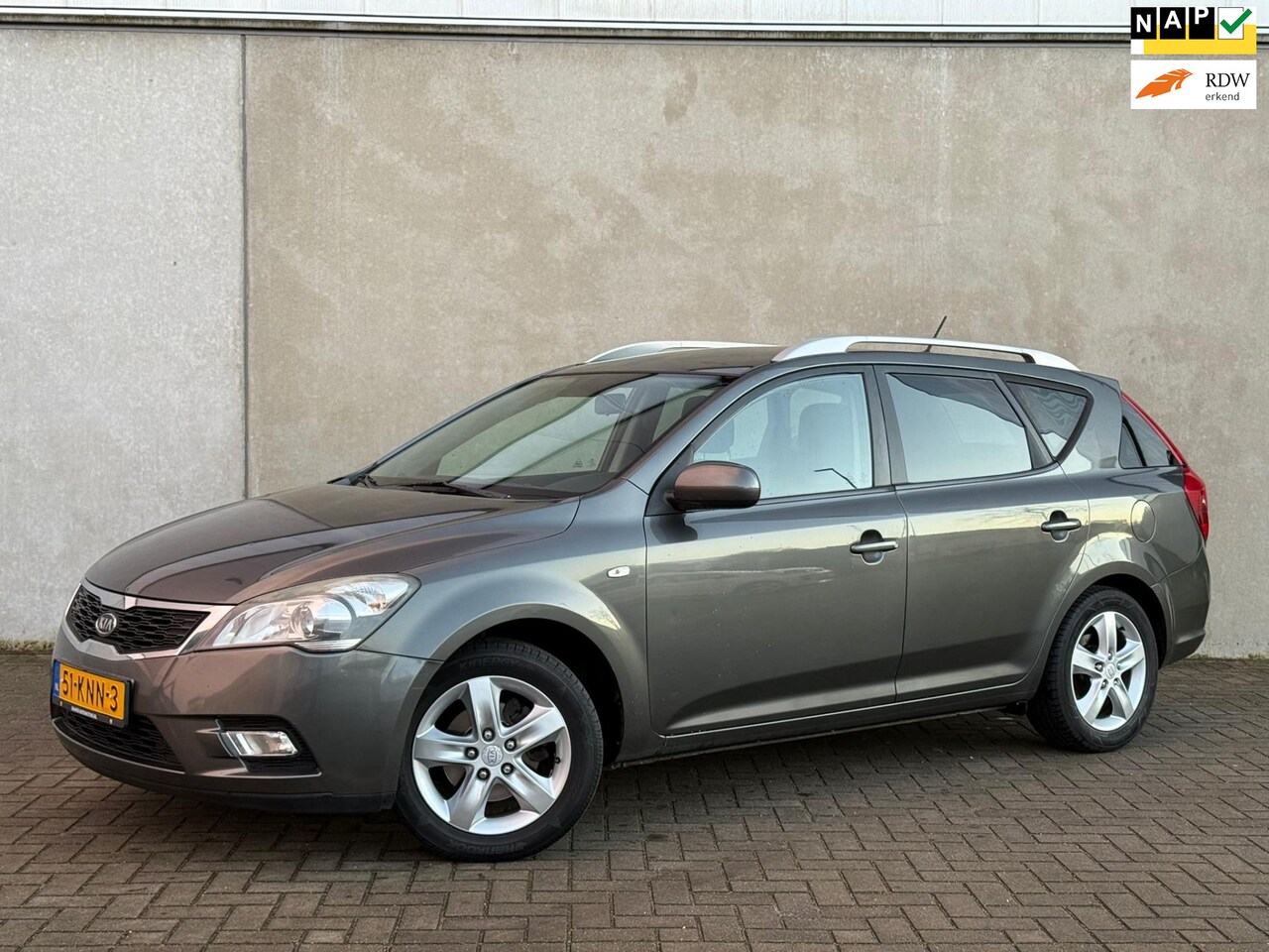 Kia Cee'd - 1.4 CVVT Seven Business 1.4 CVVT Seven Business, Trekhaak, APK, Scherm - AutoWereld.nl