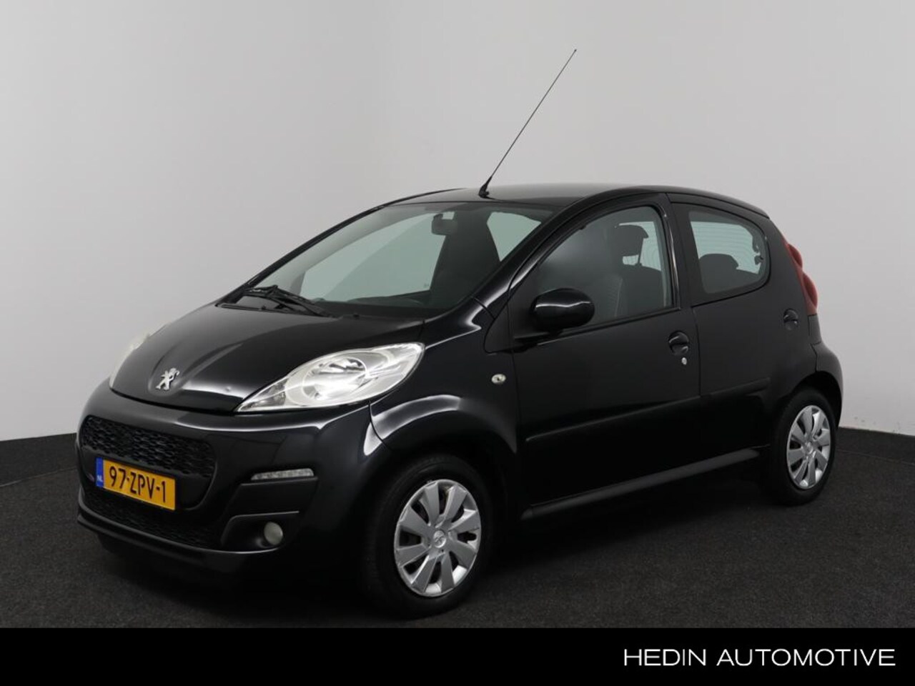 Peugeot 107 - 1.0 Active | Airco | Centrale vergrendeling | Elektrische ramen - AutoWereld.nl