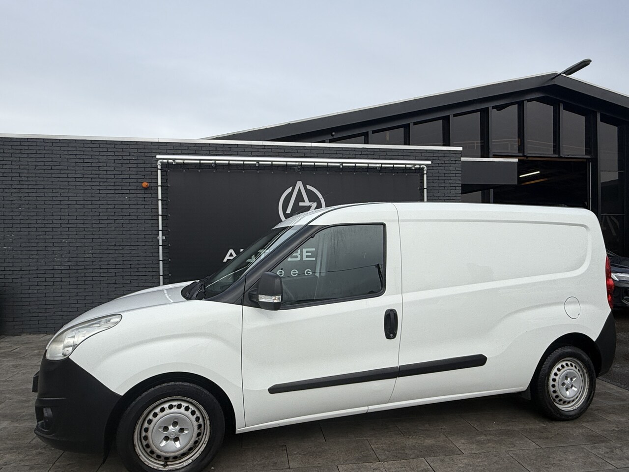 Opel Combo - 1.6 CDTi L2H1 Sport Airco ! - AutoWereld.nl