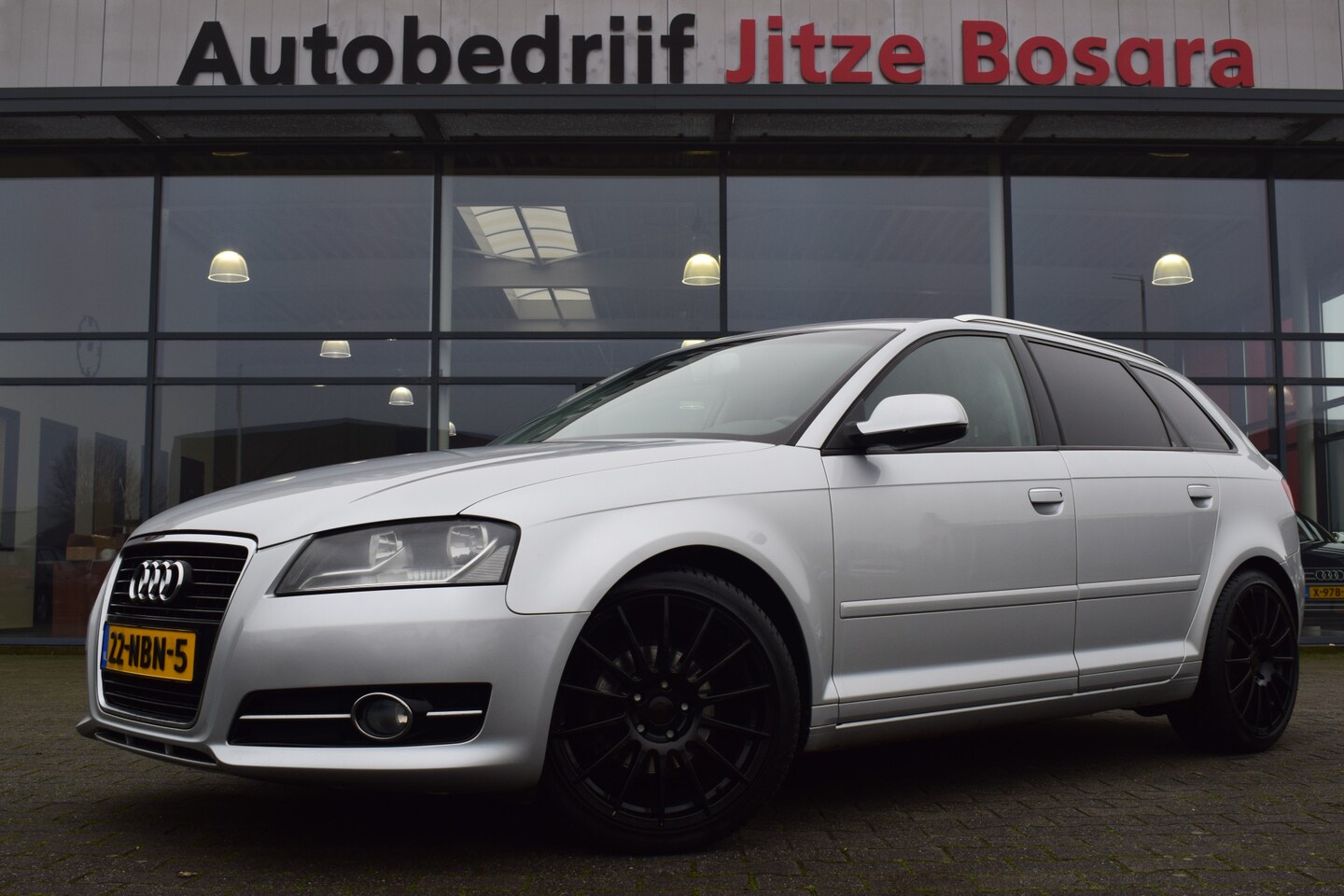 Audi A3 Sportback - 1.2 TFSI Attraction Pro Line Business ECC | Cruise Control | Navigatie | 18 Inch LMV - AutoWereld.nl