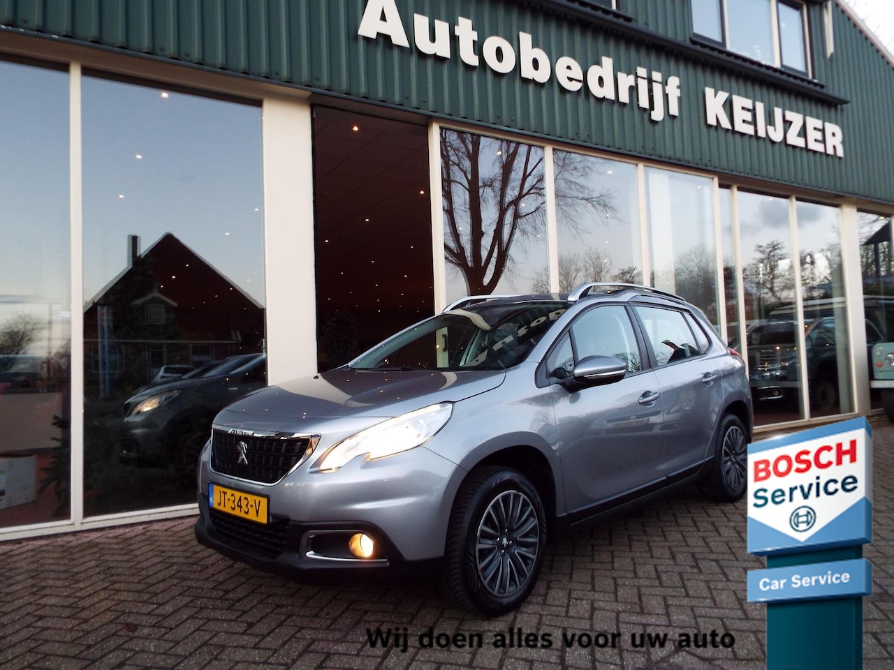 Peugeot 2008 - 1.2 PureTech Blue Lion NAVI-TREKHAAK-CRUISE-BOVAG-NAP - AutoWereld.nl