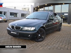 BMW 3-serie - 325i Handbak