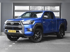 Toyota HiLux - 2.8 D-4D Xtra Cab Invincible Automaat / NIEUW BINNEN / 3.500 KG TREKGEWICHT / STOELVERWARM