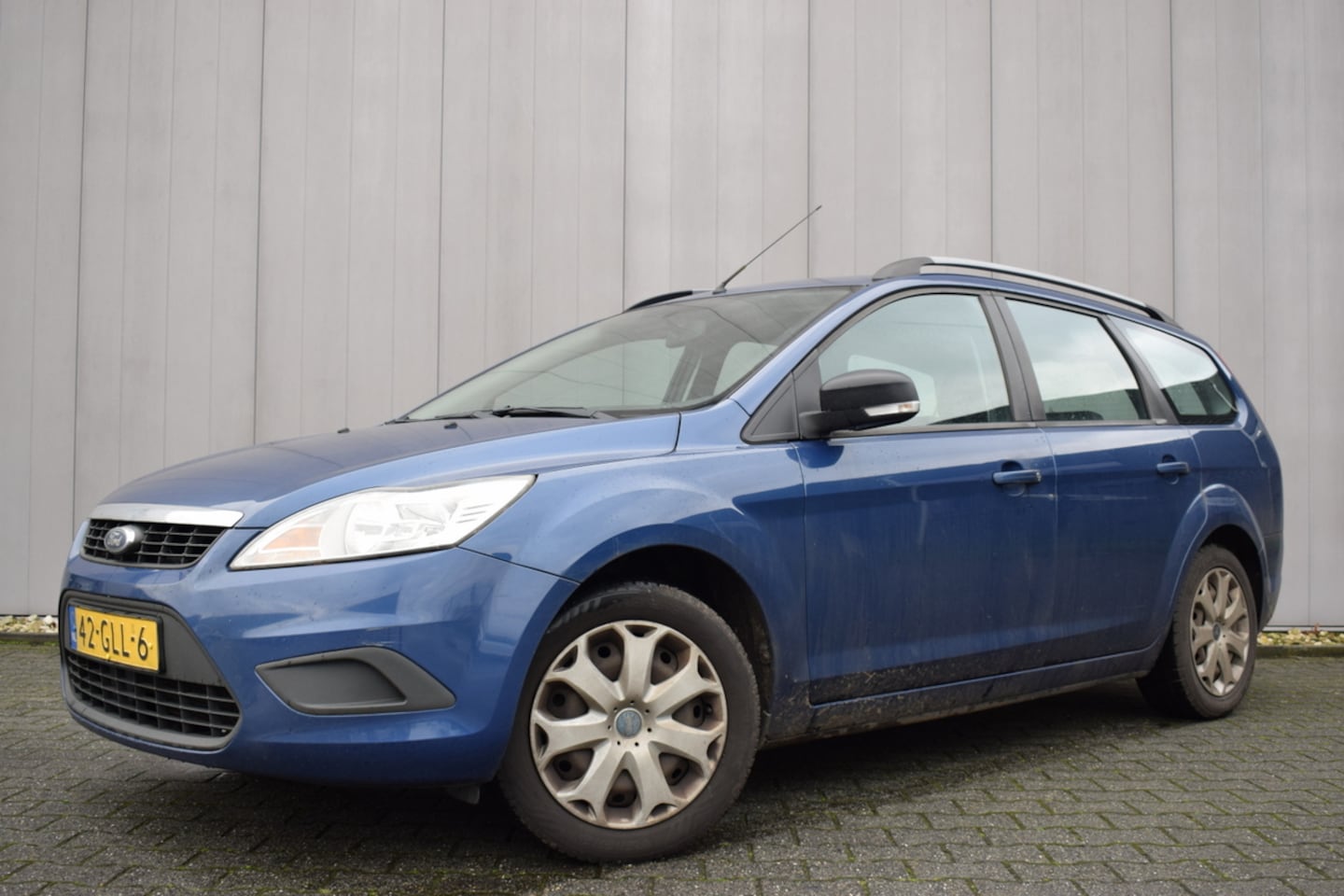 Ford Focus Wagon - 1.6 Trend Airco | Originele Audio | Trekhaak | Cruise Control - AutoWereld.nl