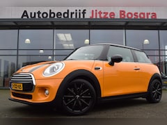 MINI Cooper - 1.5 Automaat Zwart Leder | Sportstoelen | Full Map Navi | LED | 17 Inch LMV