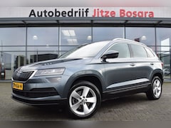 Skoda Karoq - 1.5 TSi Automaat Style LED | Panoramadak | Carplay | Camera | Trekhaak | Full Map Navi | K