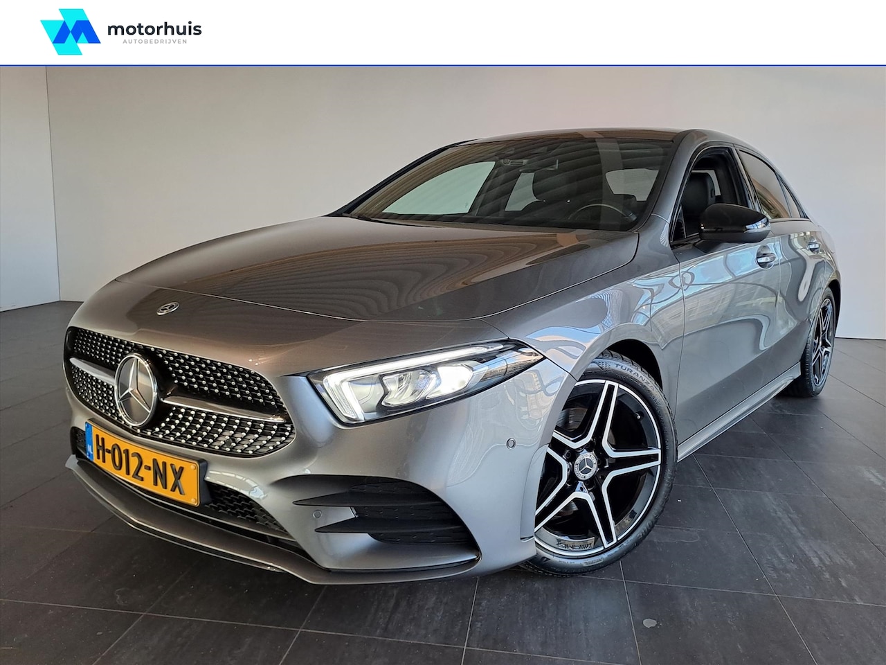 Mercedes-Benz A-klasse - Limousine A 180 136pk 7G-DCT Business Solution AMG - AutoWereld.nl