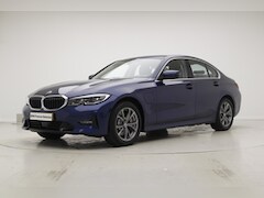 BMW 3-serie - 330e Sportline | Active Cruise Controle | Leder | Laser | Stoelverwarming v+a | Camera