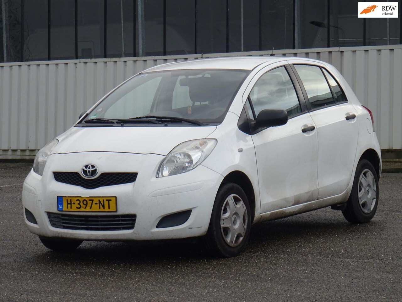 Toyota Yaris - 1.0 VVTi Acces 5-DEURS *EXPORT* - AutoWereld.nl