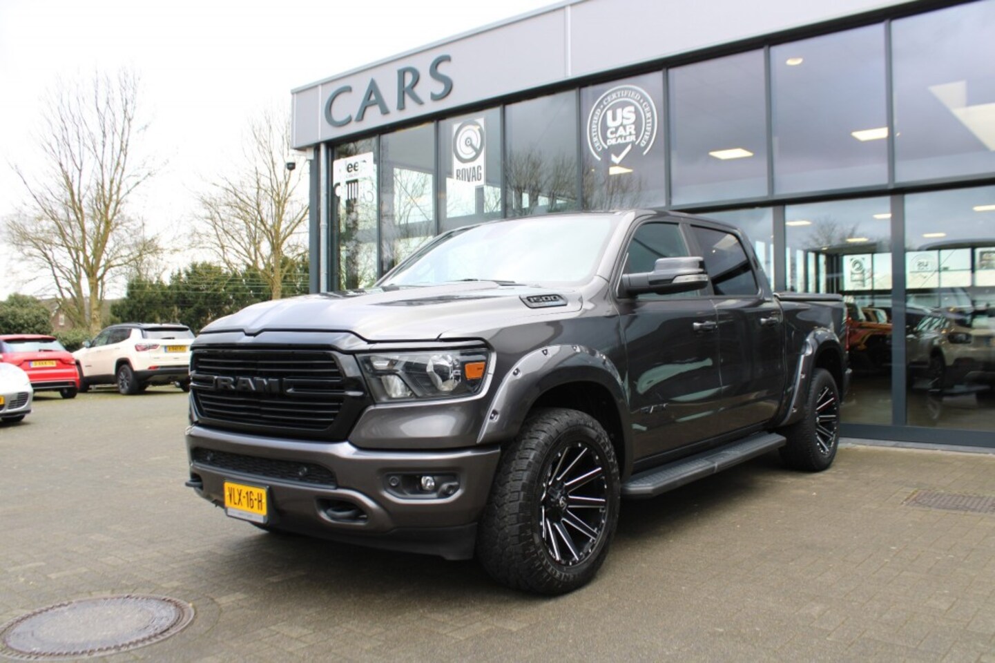 Dodge Ram - 5.7i V8 HEMI 4x4 BIGHORN / LPG 200L / DEKSEL / 3500KG - AutoWereld.nl