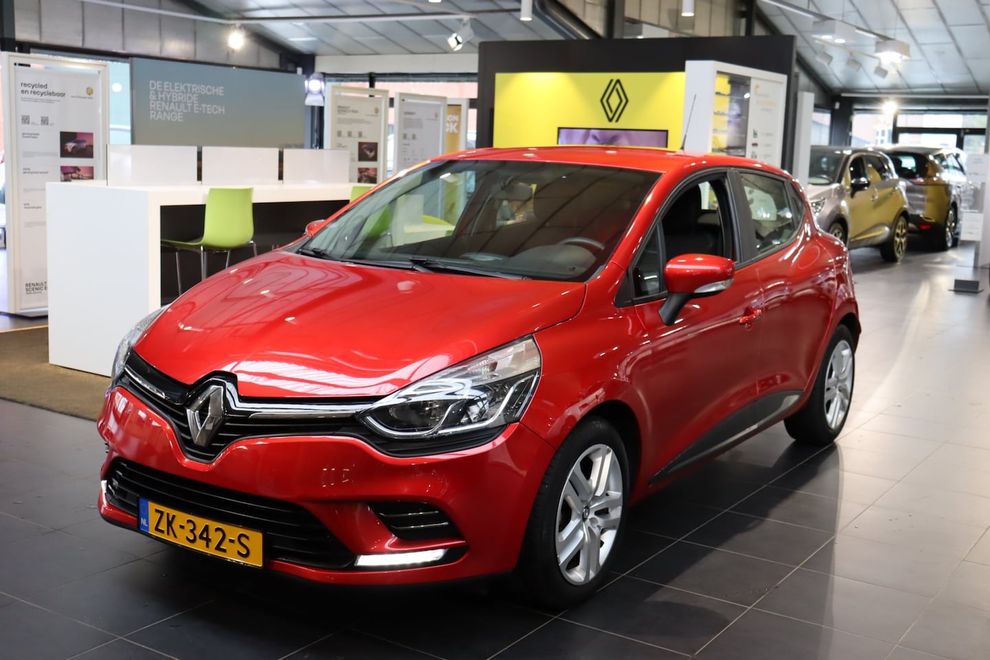 Renault Clio - TCe 90pk Zen - AutoWereld.nl