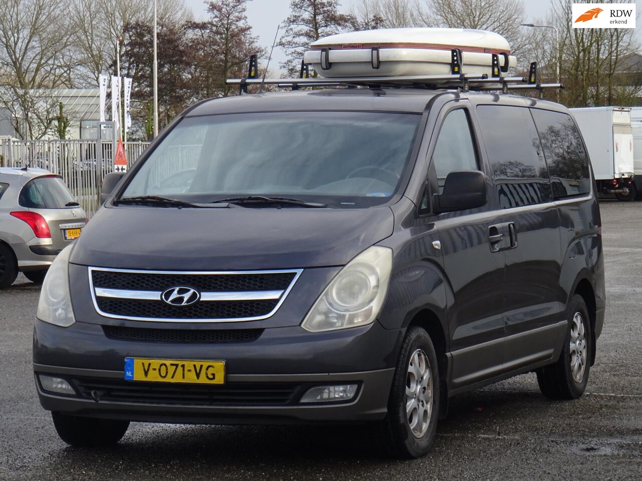 Hyundai H 300 - 2.5 CRDi Active DC AIRCO *MOTOR DEFECT* - AutoWereld.nl