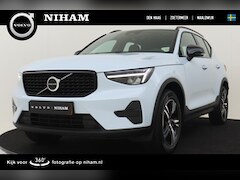 Volvo XC40 - B4 (M-HYBRID) PLUS DARK -CAMERA|ADAP.CRUISE|VERW.VOORRUIT|TREKHAAK