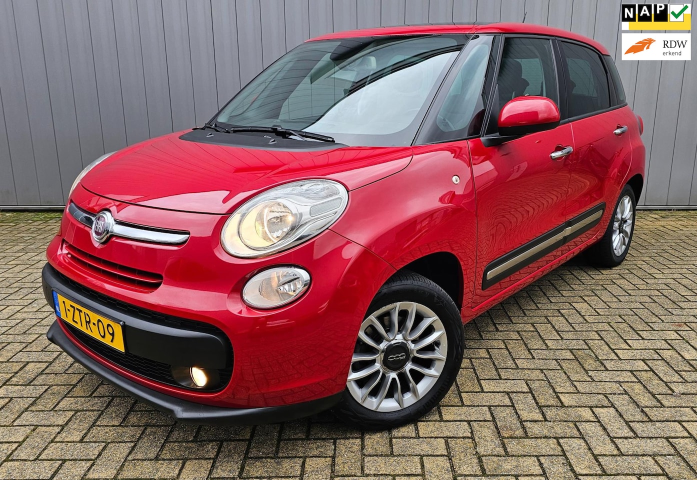 Fiat 500 L - 0.9 TwinAir Lounge 105Pk Pano,48.000km !! NAP - AutoWereld.nl