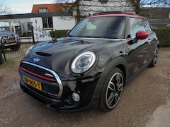 MINI Cooper S - 2.0 Chili Serious Business *JC WORKS PAKKET*PANORAMADAK*HARMAN KARDON