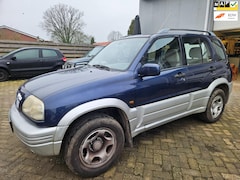 Suzuki Grand Vitara - 2.5 V6