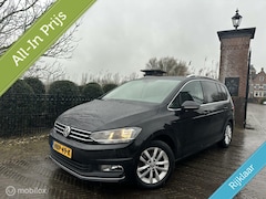 Volkswagen Touran - 1.4 TSI Highline 7p. AUTOMAAT Trekhaak ACC