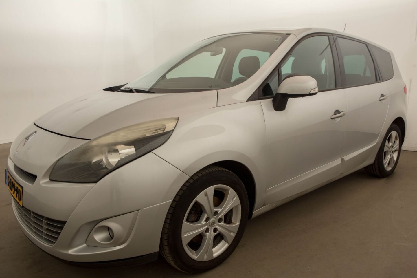 Renault Grand Scénic - 1.4 TCE 7 persoons Clima - AutoWereld.nl