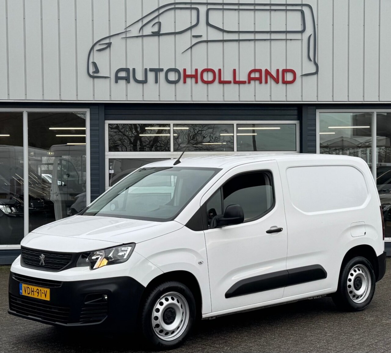 Peugeot Partner - 1.5 BLEUHDI 75KW 102PK EURO 6 AIRCO/ CRUISE CONTROL/ NAVIGATIE/ - AutoWereld.nl