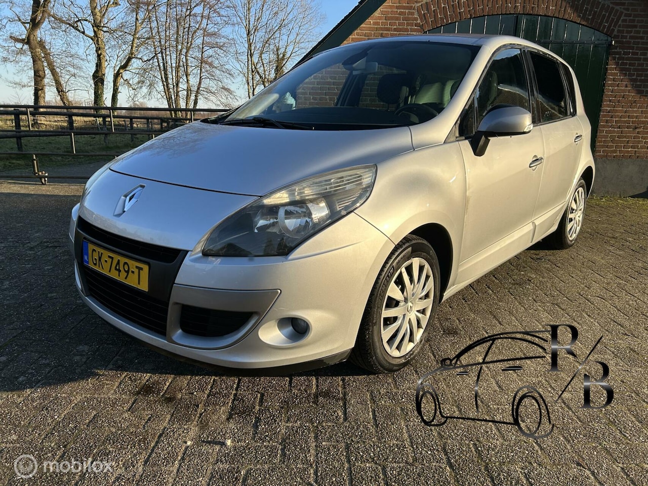 Renault Scénic - 1.5 dCi Dynamique NAVIGATIE/AIRCO/CRUISE CONTROL - AutoWereld.nl