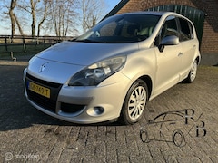 Renault Scénic - 1.5 dCi Dynamique NAVIGATIE/AIRCO/CRUISE CONTROL