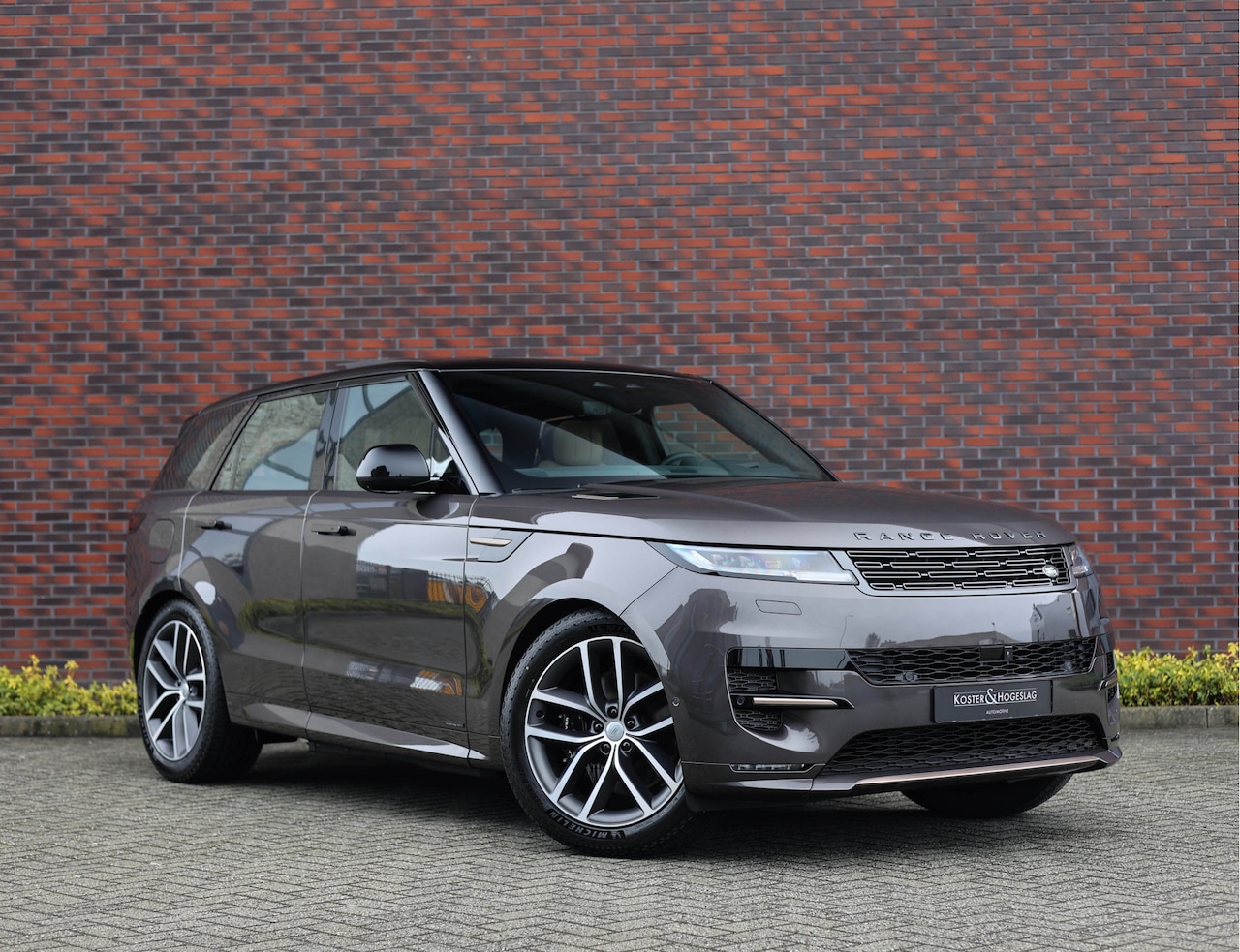 Land Rover Range Rover Sport - P550e Autobiography *Pano*Trekhaak*HUD*Meridian* - AutoWereld.nl