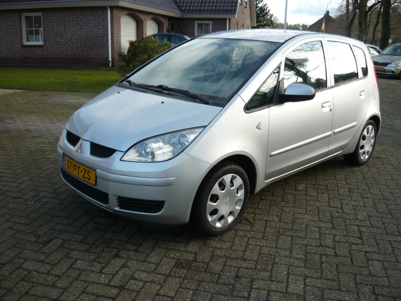 Mitsubishi Colt - 1.3 Inform Cool Pack 1.3 Inform Cool Pack - AutoWereld.nl