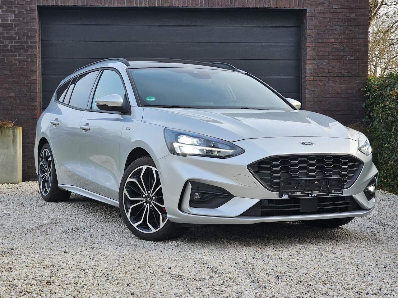 Ford Focus Wagon - 1.0 EcoBoost Hybrid ST Line X Business Navi, Panoramadak, Blis, El Klep, 18", Full Led, AG - AutoWereld.nl