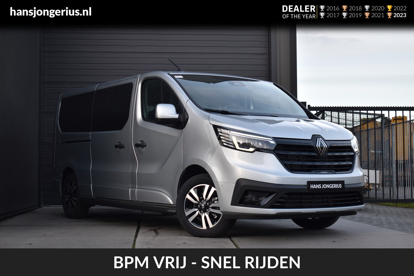 Renault Trafic - GB L2H1 T30 dCi 150 6EDC Extra | Achteruitrijcamera | Alarmsysteem | Blind Spot Warning - AutoWereld.nl