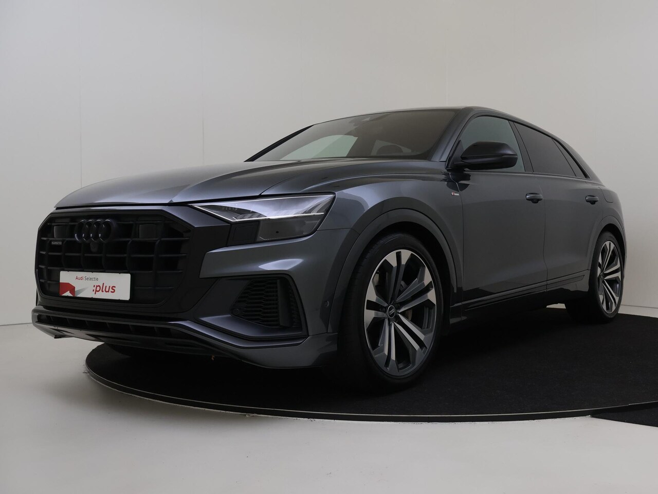 Audi Q8 - 55 TFSI e quattro Pro Line S | Panoramadak | Luchtvering | Trekhaak | Bang & Olufsen | 360 - AutoWereld.nl