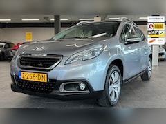 Peugeot 2008 - 1.2 VTi Active navigatie airconditioning cruise controle elektrische pakket parkeersensore