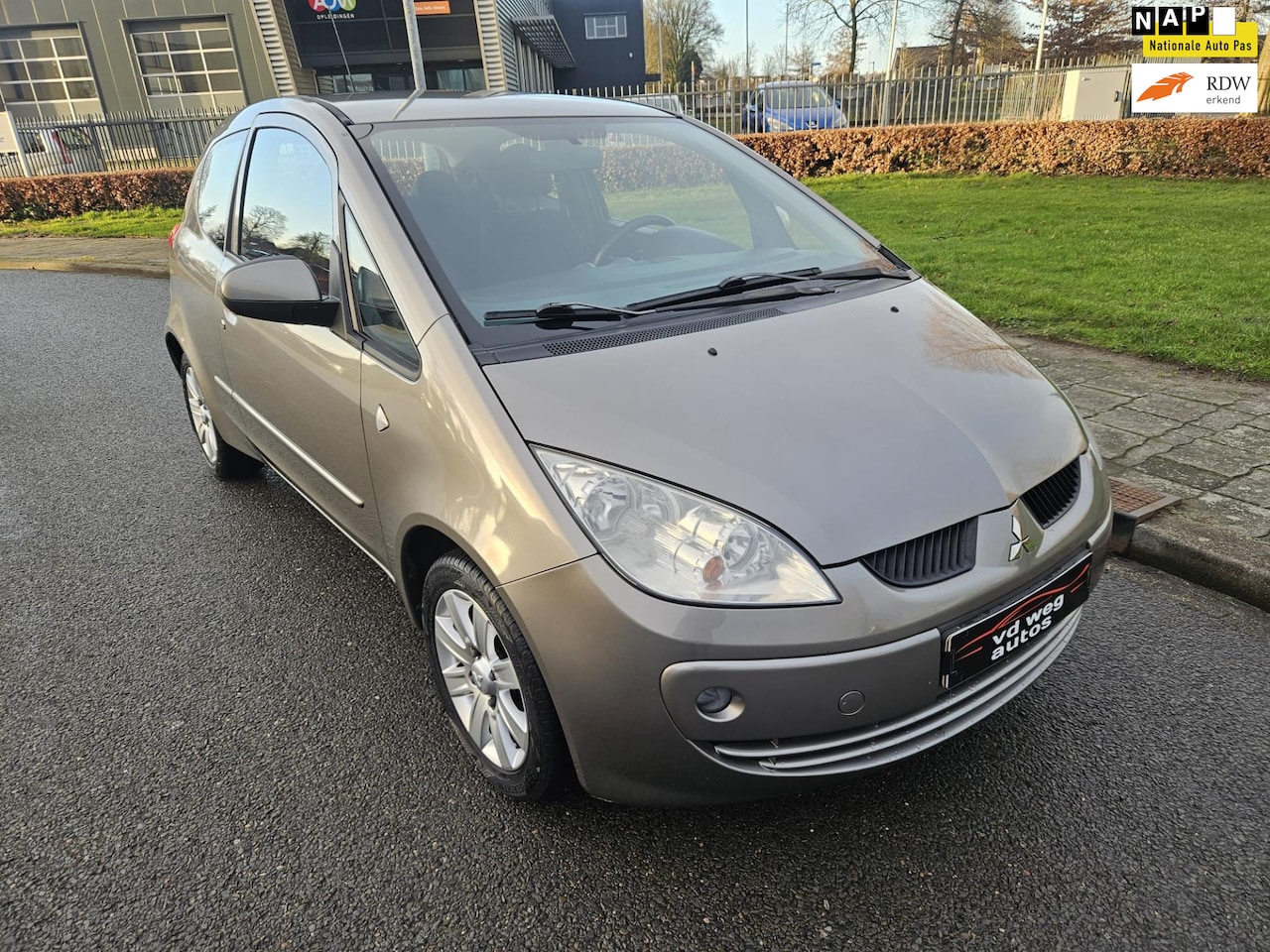 Mitsubishi Colt - 1.1 Incharge+110322km nap airco - AutoWereld.nl