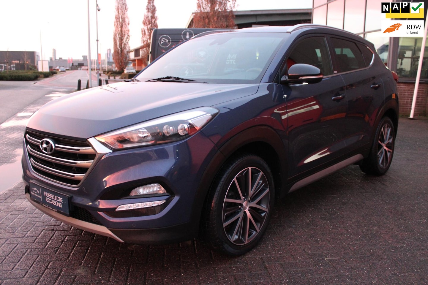 Hyundai Tucson - 1.6 T-GDi 177 PK TURBO Passion Navigatie Cruise - AutoWereld.nl