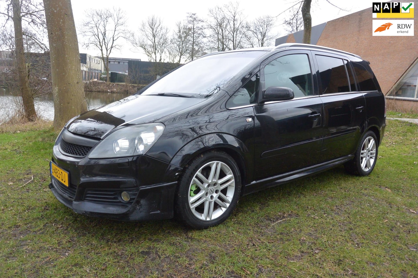 Opel Zafira - 2.0 Turbo Cosmo 7pers*airco*cruise*162dkm - AutoWereld.nl