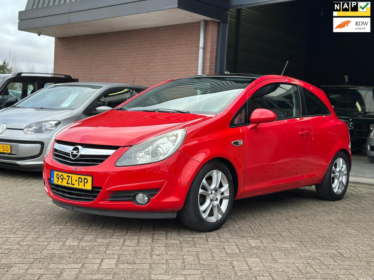 Opel Corsa - 1.4-16V Sport INRUILKOOPJE, PANODAK, APK, NAP!! - AutoWereld.nl