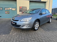 Opel Astra - 1.4 Turbo Edition