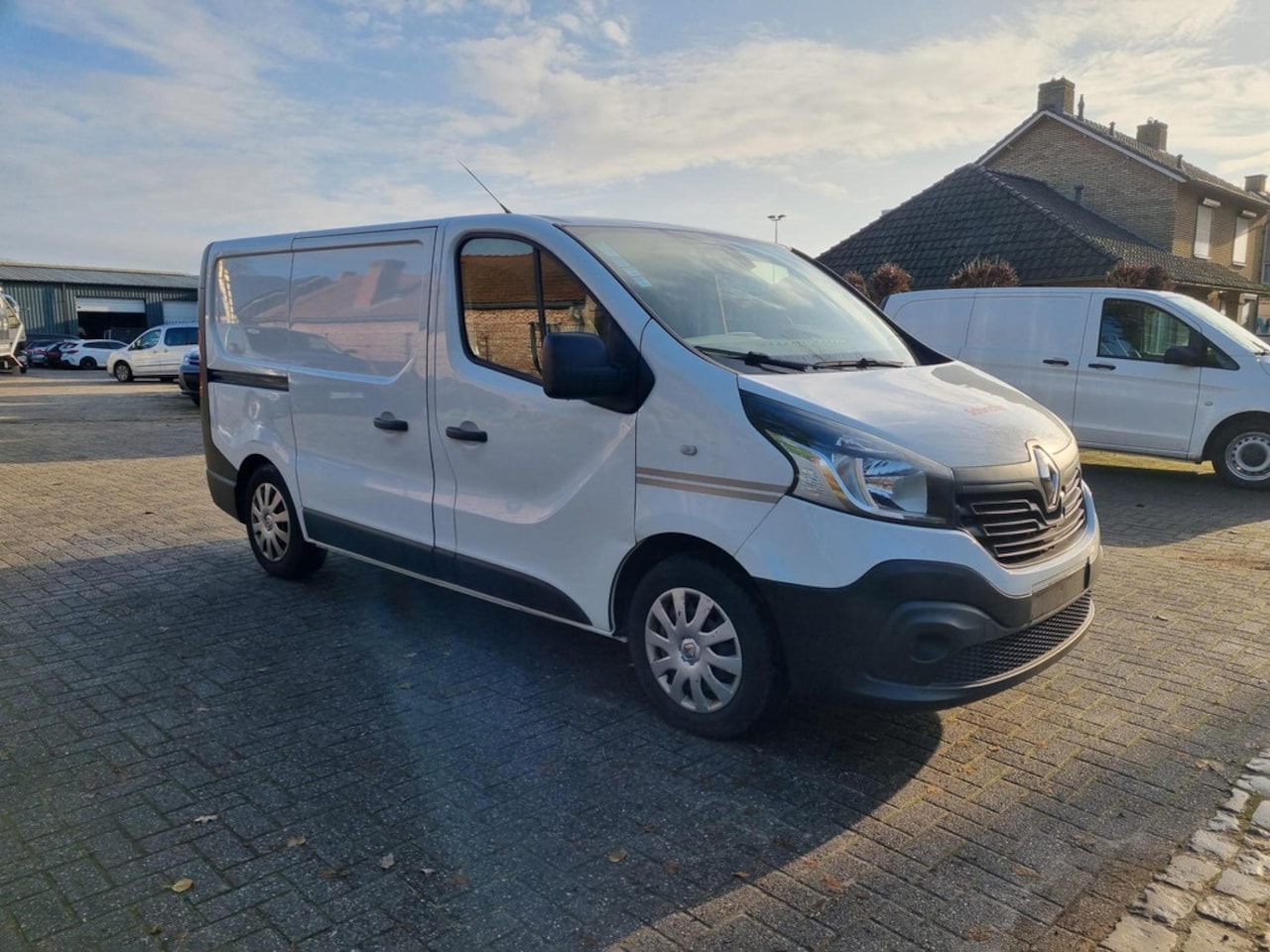 Renault Trafic - 1.6 DCI 95 Airco - AutoWereld.nl