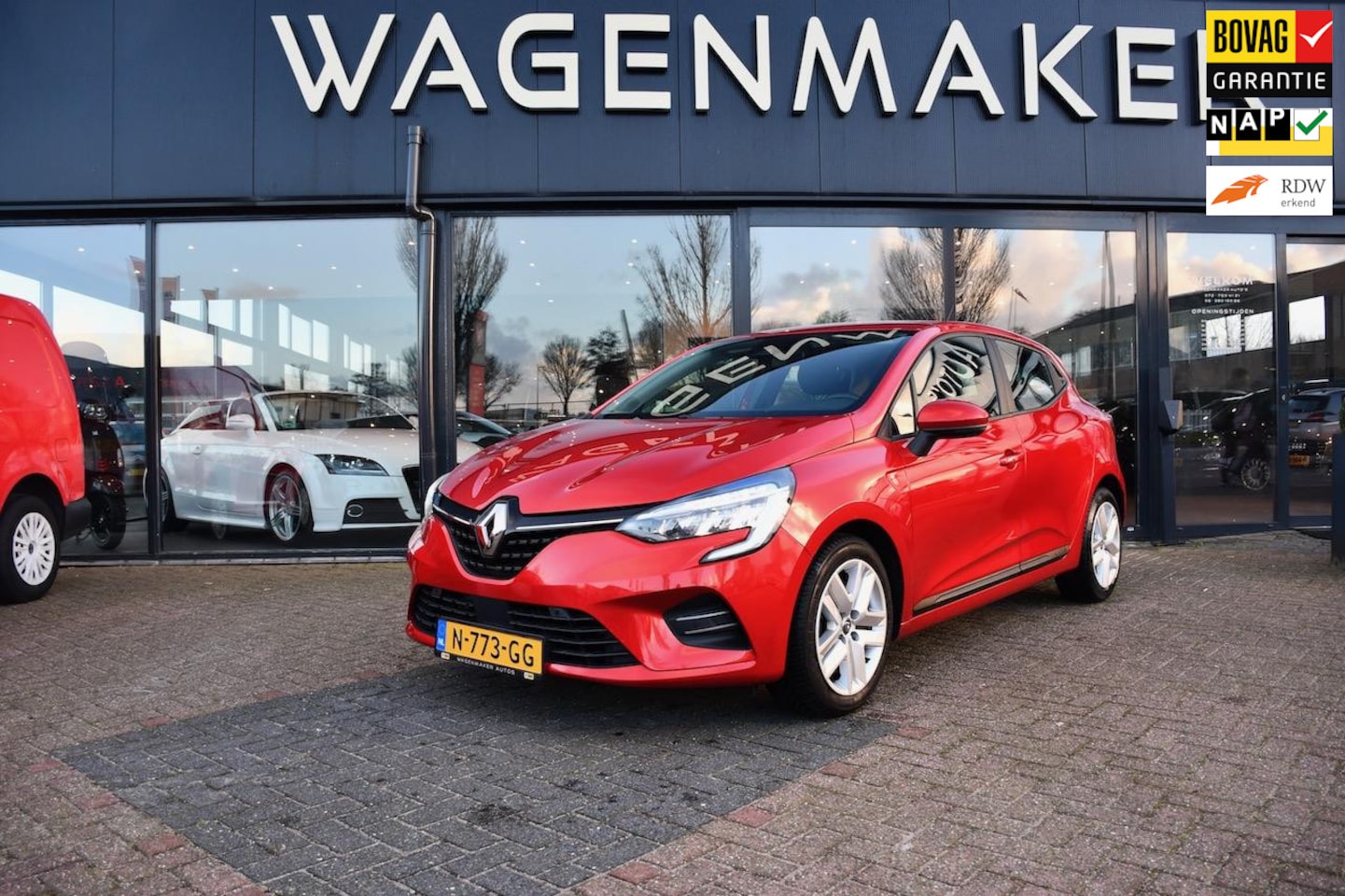 Renault Clio - 1.0 TCe Busin Zen Airco|NAVI|Cam|Cruise|Carplay - AutoWereld.nl