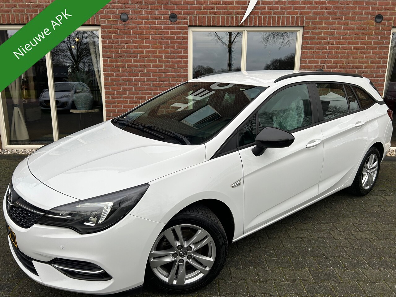 Opel Astra Sports Tourer - 1.2 Edition CAMERA / TREKHAAK / CARPLAY / ANDROID / LED / CRUISE - AutoWereld.nl