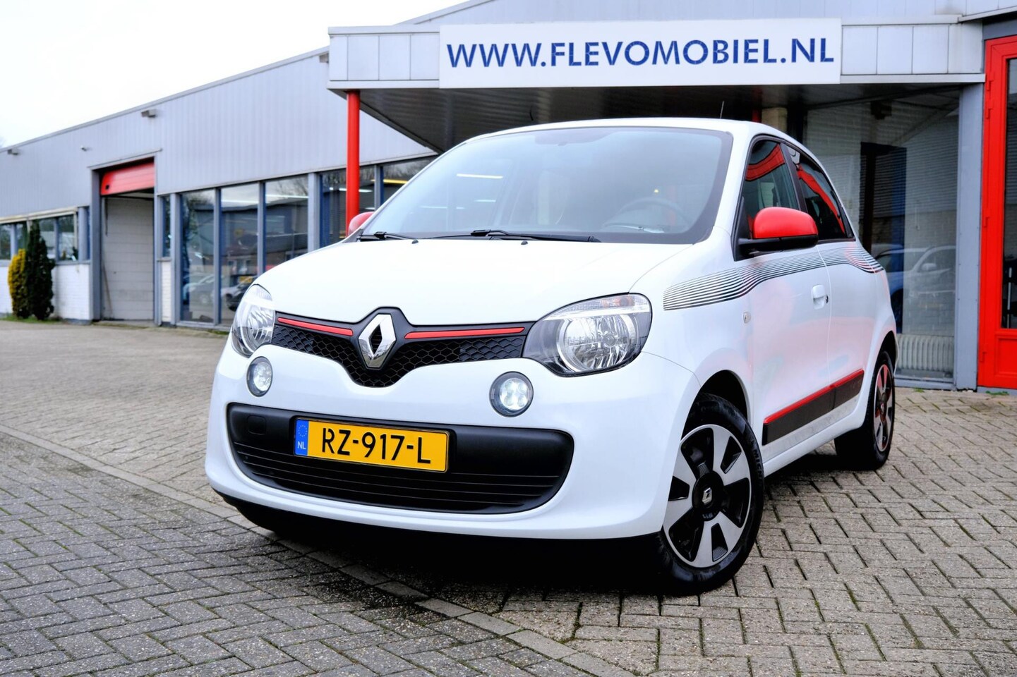 Renault Twingo - 1.0 SCe Collection Airco|DAB|Cruise - AutoWereld.nl