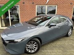 Mazda 3 - 3 2.0 e-SkyActiv-X M Hybrid 180 Comfort met Bose HEAD-UP / STOEL&STUUR VERW. / CAMERA