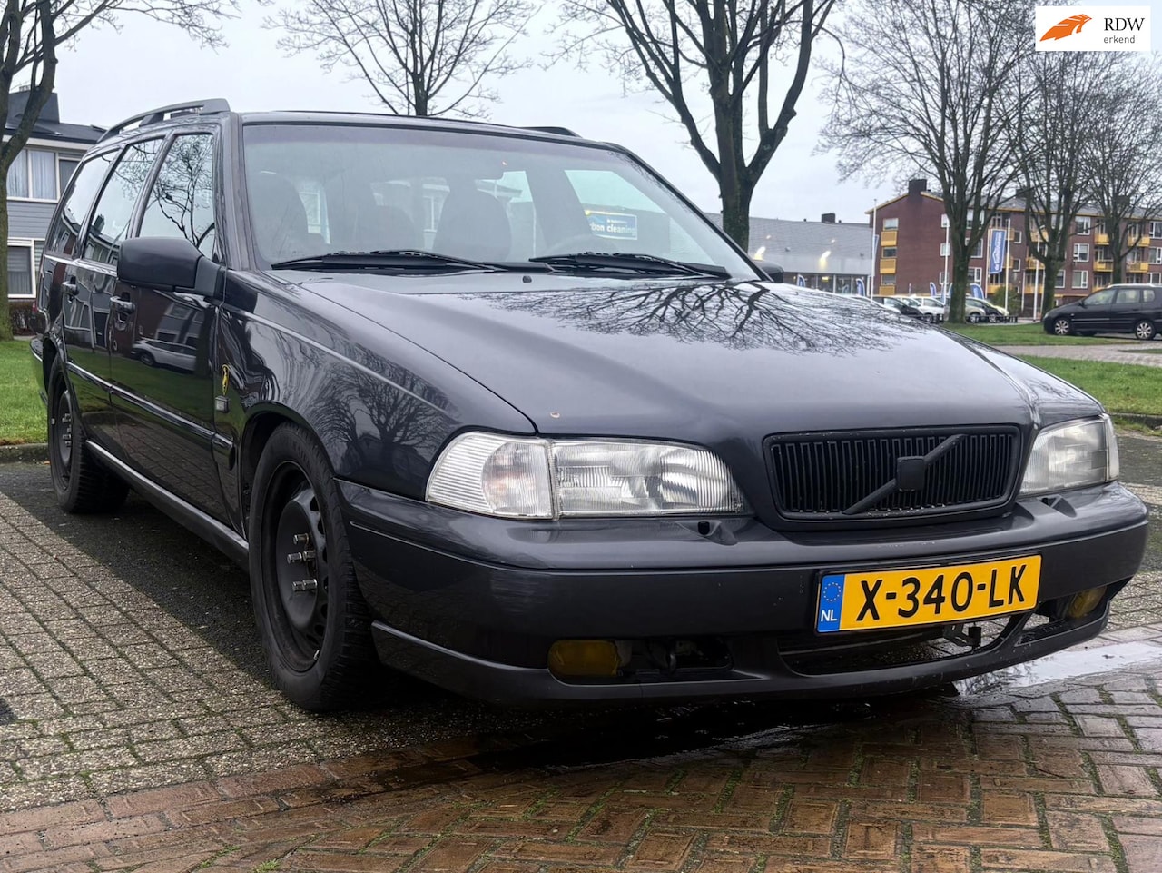 Volvo V70 - 2.4 Comfort 2.4 Comfort - AutoWereld.nl